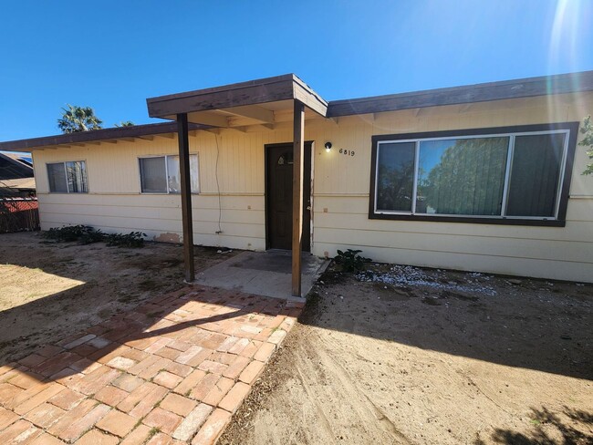 property at 6819 Ivanpah Ave