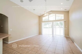 11469 Newgate Crest Dr in Riverview, FL - Foto de edificio - Building Photo