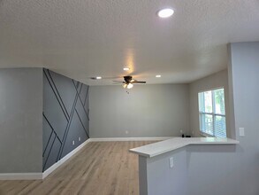 3150 Emerson Ave S in St. Petersburg, FL - Building Photo - Building Photo