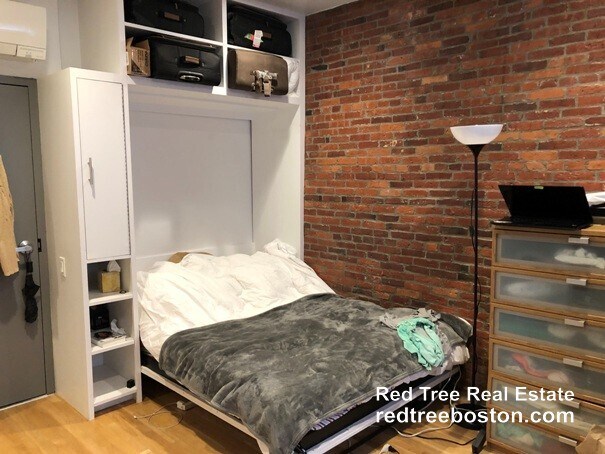 144 Bowdoin St, Unit 21 in Boston, MA - Foto de edificio - Building Photo