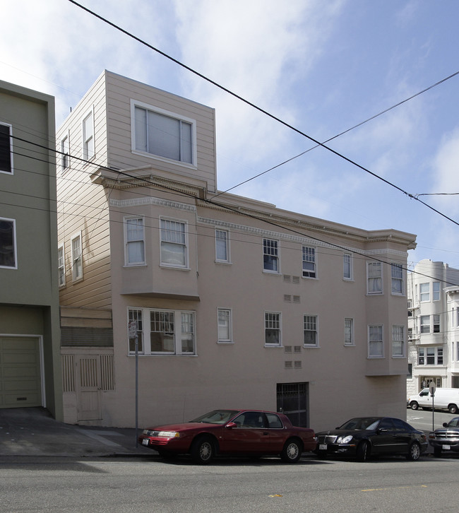 2765 Gough St in San Francisco, CA - Building Photo - Building Photo