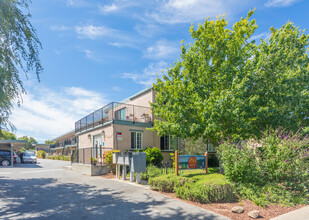 Marymount Place in Santa Clara, CA - Foto de edificio - Primary Photo