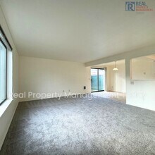 741 F St NE-Unit -741 in Auburn, WA - Building Photo - Building Photo