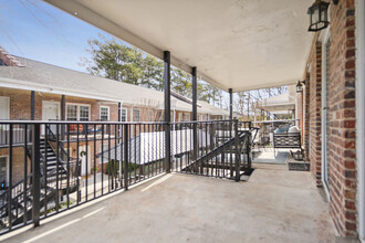 3675 Peachtree Rd NE in Atlanta, GA - Building Photo - Building Photo