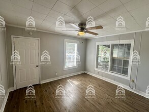 708 Grayson St in Nocona, TX - Building Photo - Building Photo