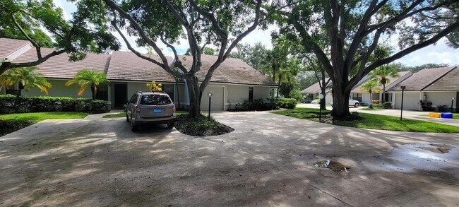 property at 701 Bannock Ln