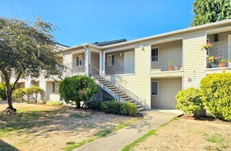 100th Street Apartments in Marysville, WA - Foto de edificio - Interior Photo