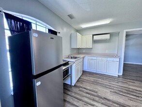 538 Washington Palm Loop in Davenport, FL - Foto de edificio - Building Photo