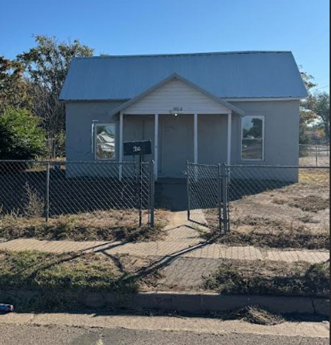 300 N McMasters St in Amarillo, TX - Building Photo - Building Photo