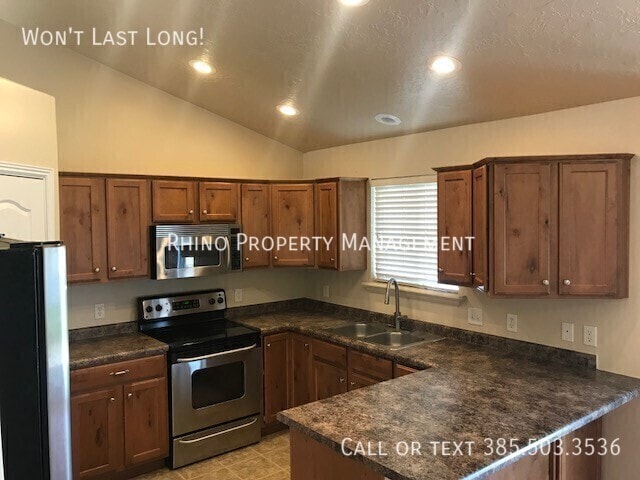property at 1919 N Sego Lilly Dr