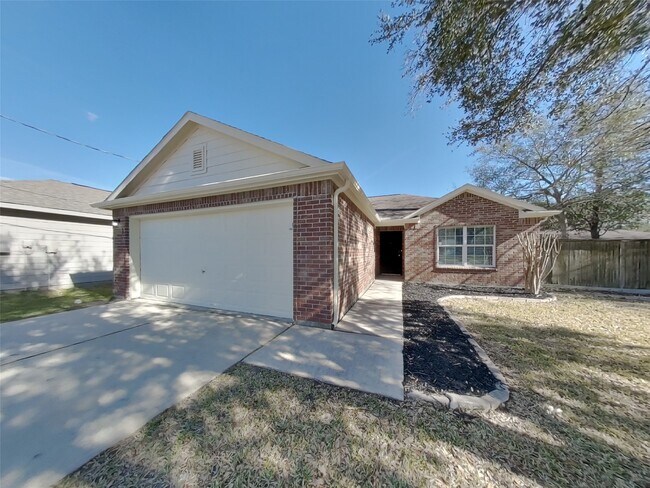 property at 16229 Summerset Estates Blvd