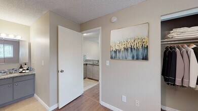 980 S Dexter St in Denver, CO - Building Photo - Building Photo