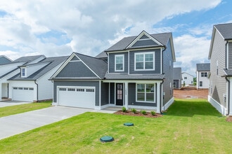 2762 Residences in Murfreesboro, TN - Foto de edificio - Building Photo