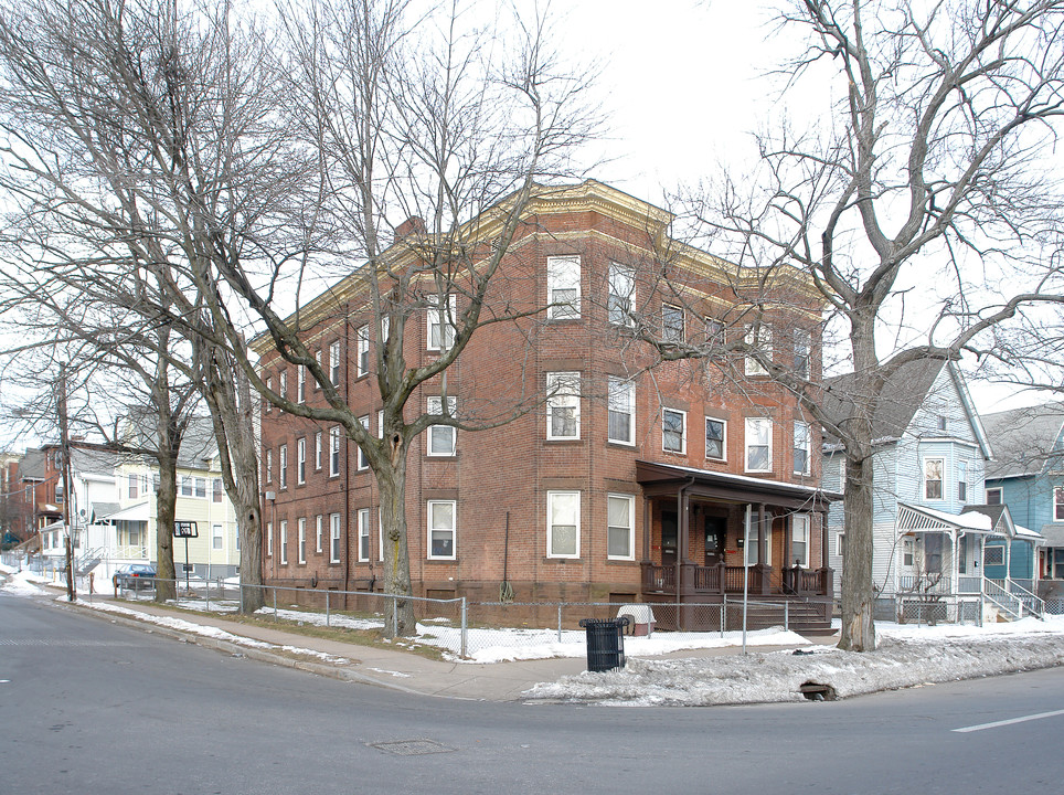 85-87 Franklin Ave in Hartford, CT - Building Photo