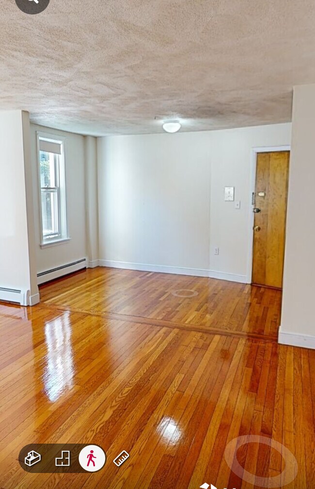 354 Tappan St, Unit 1B in Brookline, MA - Building Photo - Building Photo