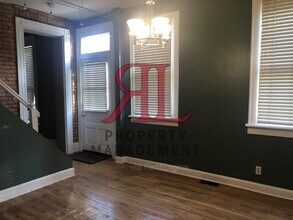 80 E Whittier St in Columbus, OH - Building Photo - Building Photo