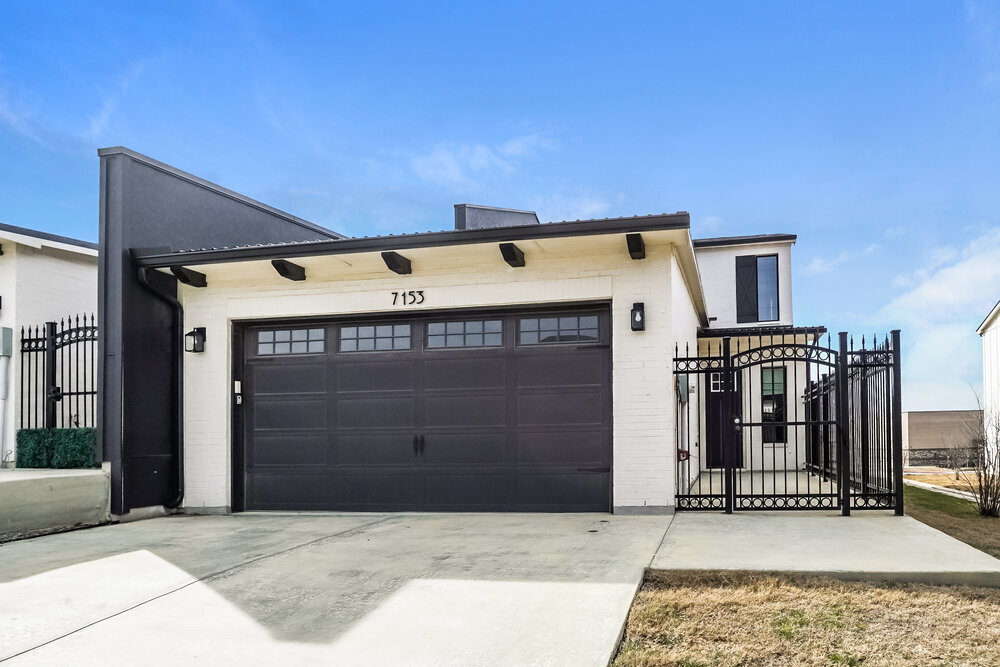7153 9th Hole Dr in Fort Worth, TX - Building Photo