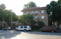 446 S. Rampart Blvd. in Los Angeles, CA - Foto de edificio - Building Photo