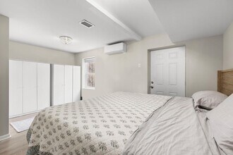 359 Cator Ave in Jersey City, NJ - Building Photo - Building Photo