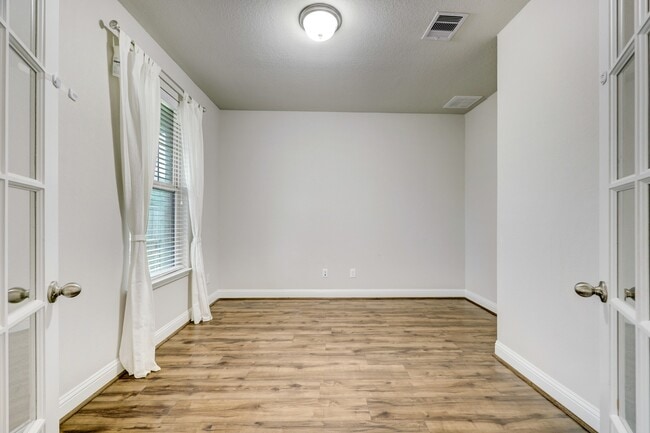 3602 Bosc Dr in Pearland, TX - Building Photo - Building Photo