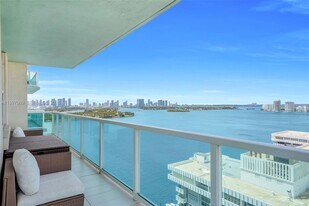 650 West Ave, Unit 1912 in Miami Beach, FL - Building Photo