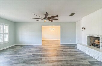 4330 S Canal Cir in North Fort Myers, FL - Building Photo - Building Photo