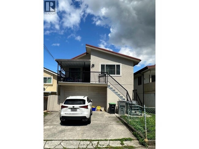 property at 1886 E 52nd Ave