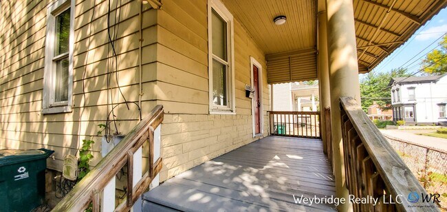 6508 E Ledge St in Cincinnati, OH - Building Photo - Building Photo