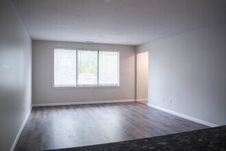 465 Whalley Ave in New Haven, CT - Building Photo - Building Photo