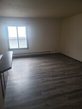 114 2nd Ave N, Unit 1 in Onalaska, WI - Building Photo - Building Photo