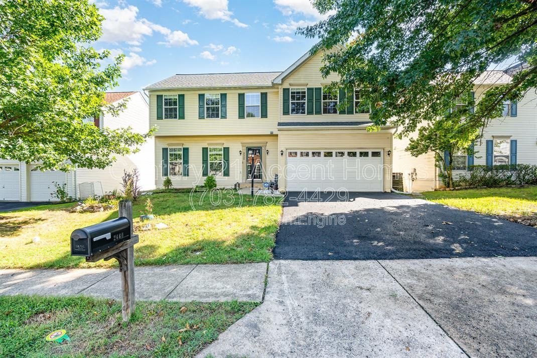 2660 Pheasant Hunt Rd in Woodbridge, VA - Building Photo