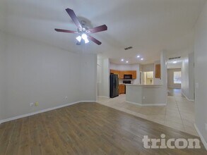 502 Azalea Bloom Dr in Apopka, FL - Building Photo - Building Photo