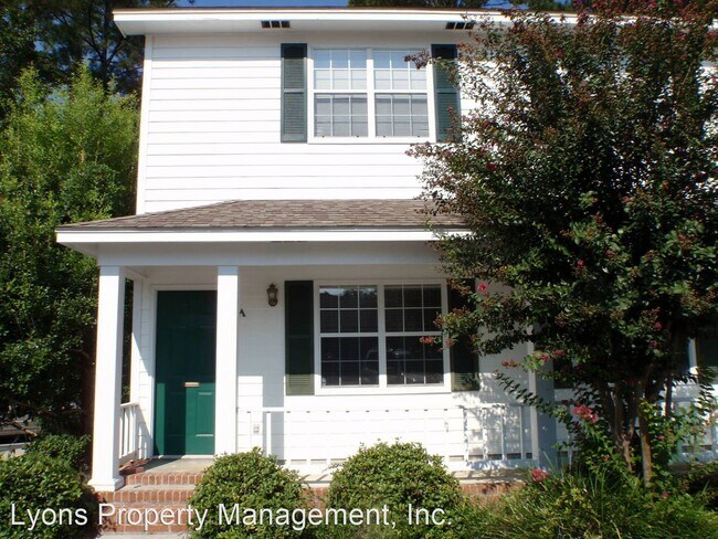 509 University Dr in Valdosta, GA - Building Photo - Building Photo