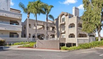 4581 Warner Ave, Unit 205 in Huntington Beach, CA - Building Photo