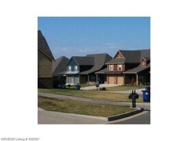 1415 Willowbrook Cir in Fort Smith, AR - Building Photo