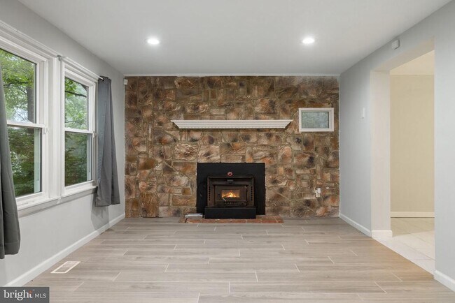 247 Marsden Hts Rd in Linden, VA - Building Photo - Building Photo