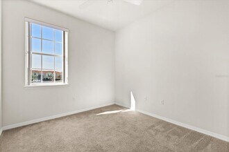 214 Monroe Cir in Davenport, FL - Building Photo - Building Photo