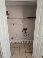 5227 Ridge Forest Dr in Stone Mountain, GA - Building Photo - Building Photo