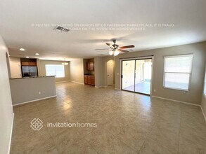 3362 W Hayden Peak Dr in San Tan Valley, AZ - Foto de edificio - Building Photo