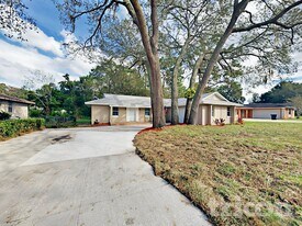 725 Cheetah Trail in Apopka, FL - Building Photo