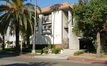 404 N Jackson St in Glendale, CA - Building Photo - Building Photo