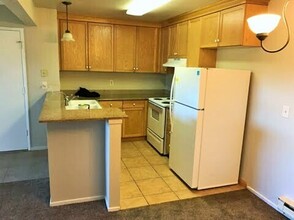 1333 N Camino Alto, Unit 2 bed 1 bath Condo in Vallejo, CA - Foto de edificio - Building Photo