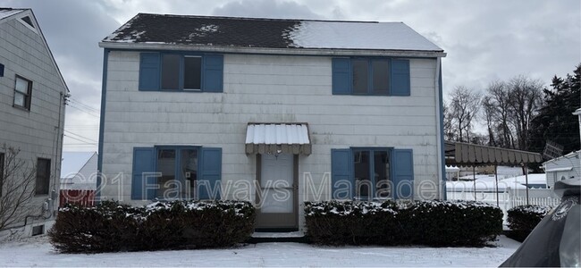 624 Constitution Cir in Clairton, PA - Building Photo - Building Photo