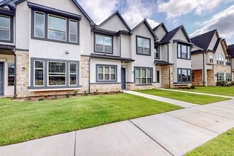 257 Mule Deer Mews in Little Elm, TX - Building Photo - Building Photo