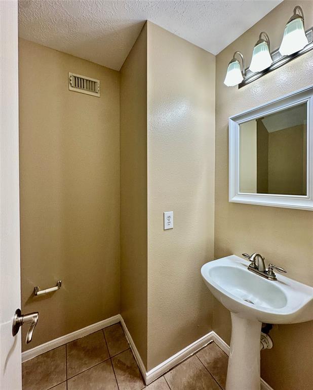16402 Tudor Point Ct in Houston, TX - Building Photo - Building Photo