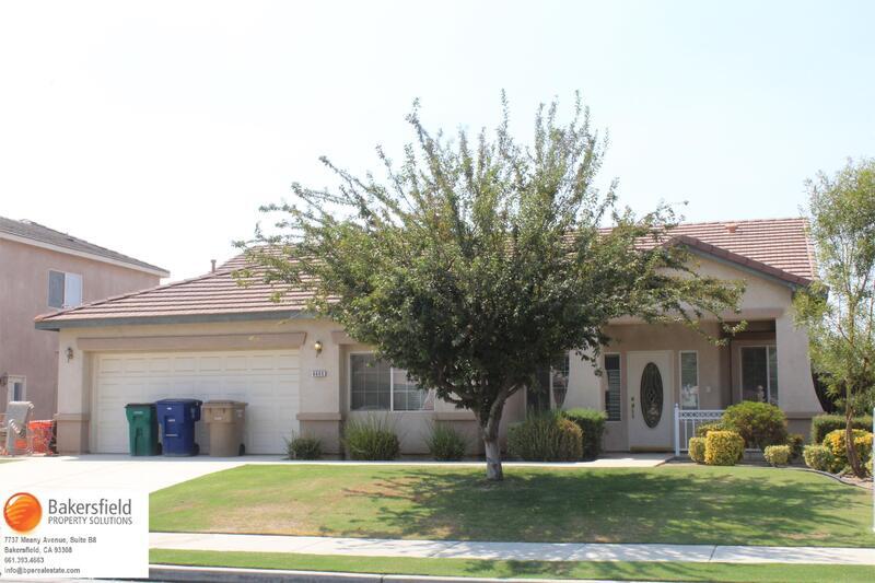 6605 Chinook Falls Dr in Bakersfield, CA - Building Photo