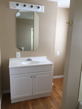 428 Hill Dr in Bristol, VA - Building Photo - Building Photo