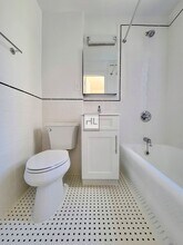 850 Amsterdam Ave in New York, NY - Building Photo - Building Photo