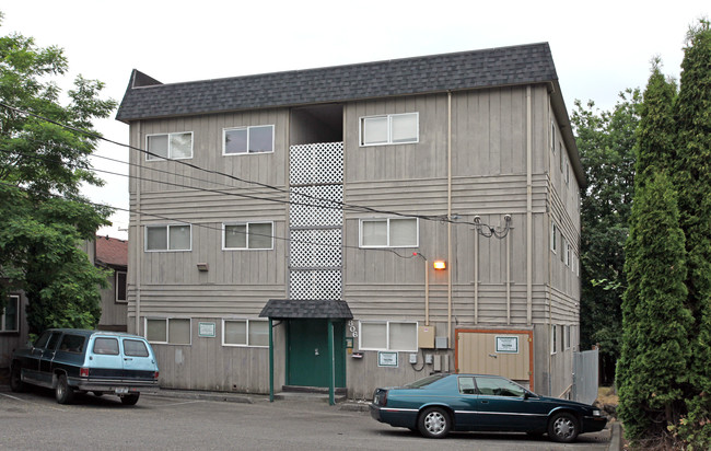 806 S Yakima Ave in Tacoma, WA - Foto de edificio - Building Photo