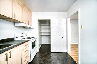 1112-1112 Tower Rd in Halifax, NS - Building Photo - Building Photo